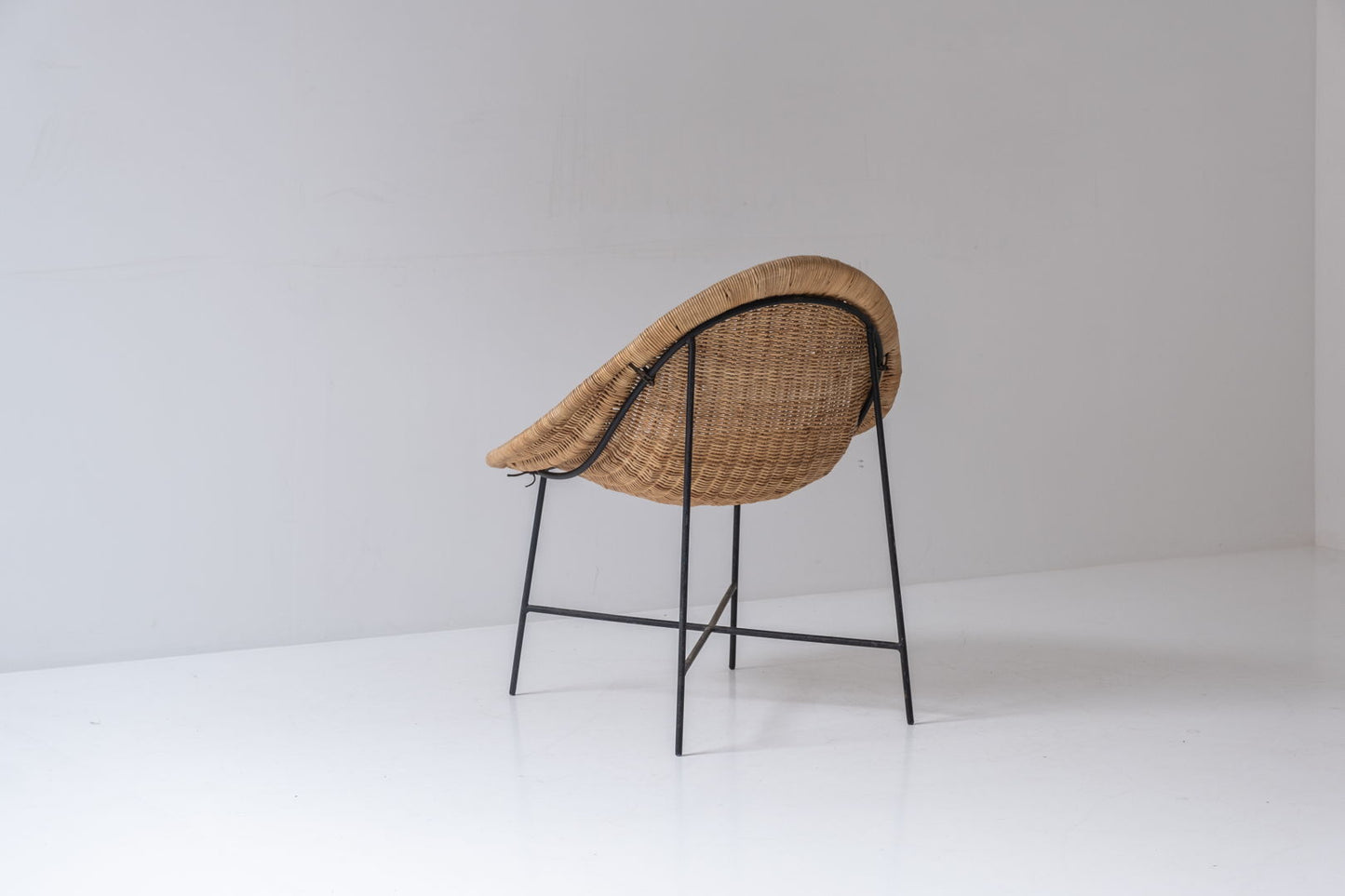 ‘Stora Kraal’ lounge chair by Kerstin Hörlin-Holmquist for Nordiska Kompaniet, Sweden 1952.