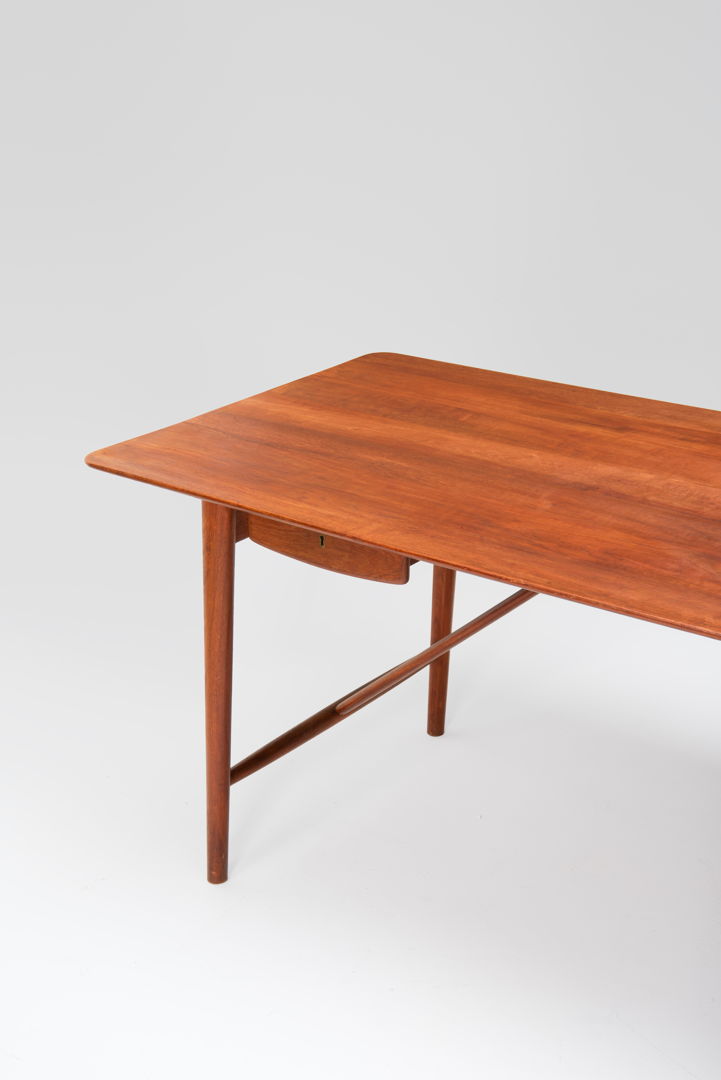 Desk Model '310' in solid teak - Peter Hvidt & Orla Mølgaard-Nielse