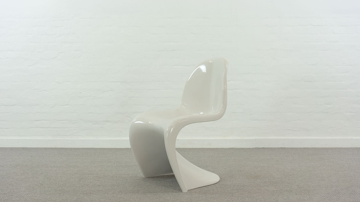 PANTON CHAIR BY VERNER PANTON FOR HERMAN MILLER