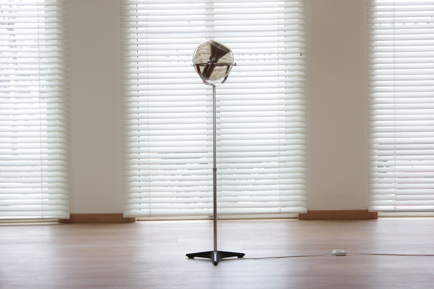 Floor lamp by Frank Ligtelijn for Raak