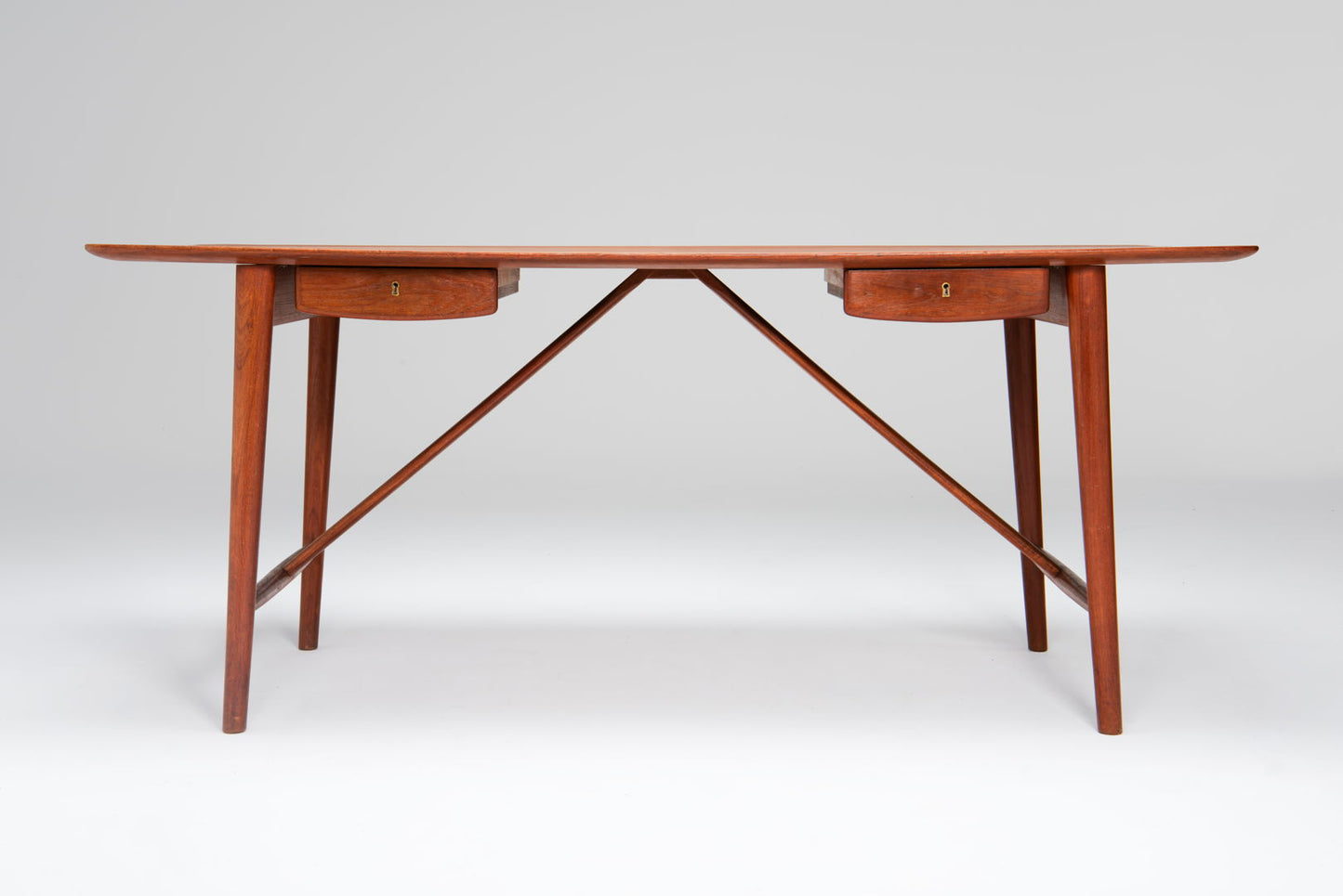 Desk Model '310' in solid teak - Peter Hvidt & Orla Mølgaard-Nielse