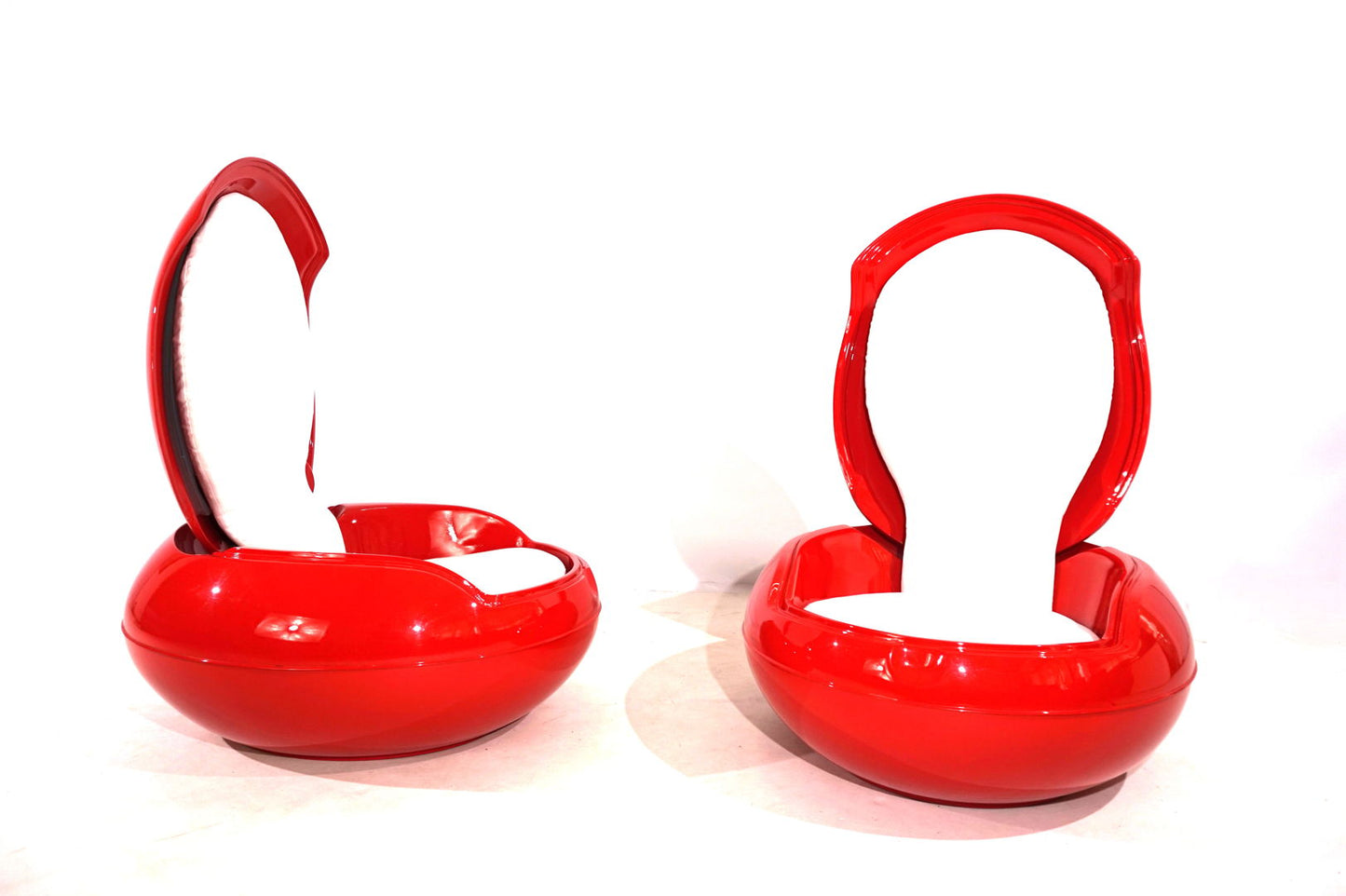 Set of 2 garden egg chairs by Peter Ghyczy for Reuter