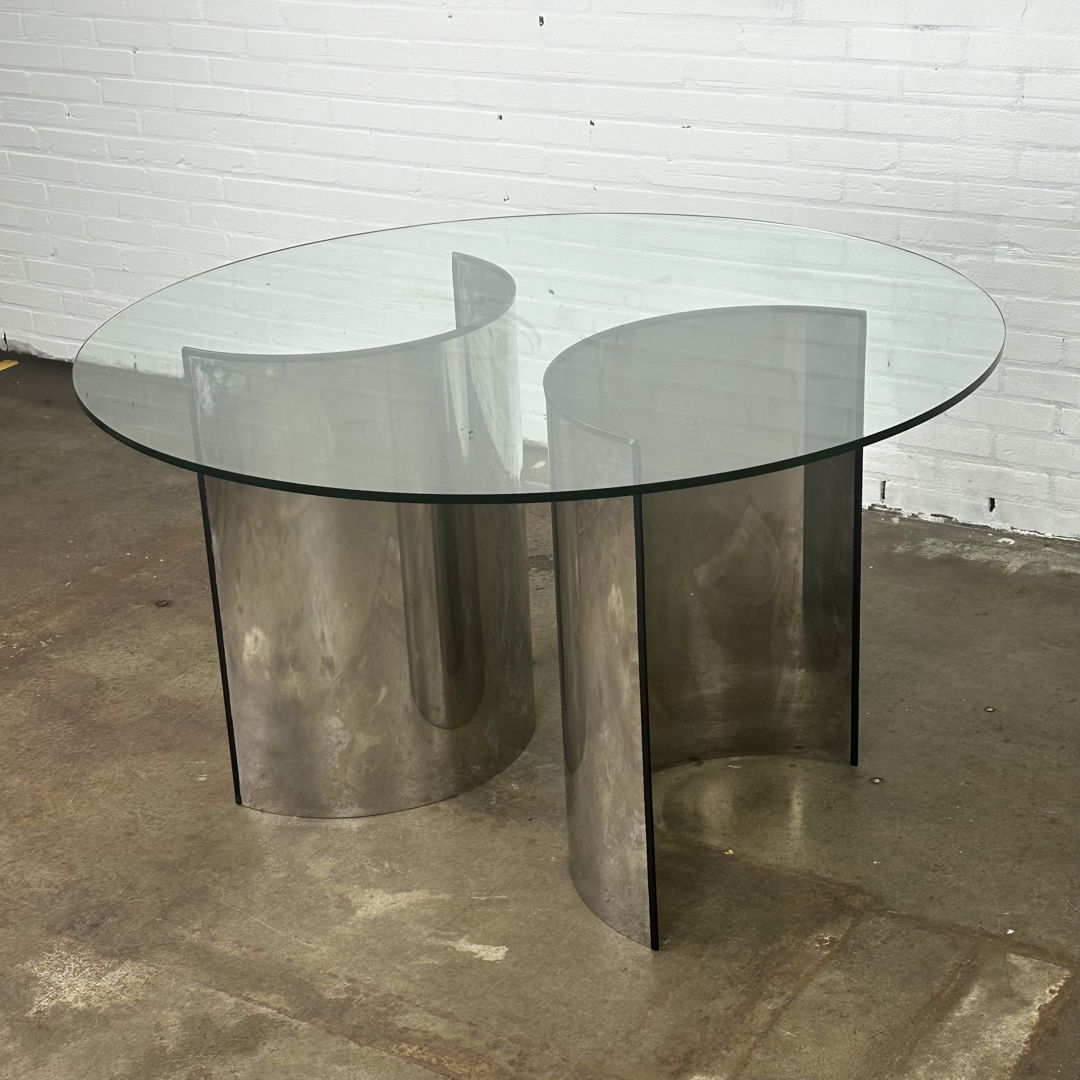 Dining table with glass top and steel legs Gallotti & Radice