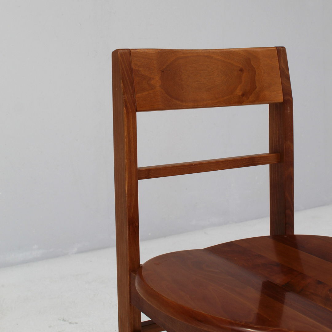 Set of brutalist wooden chairs with round seat