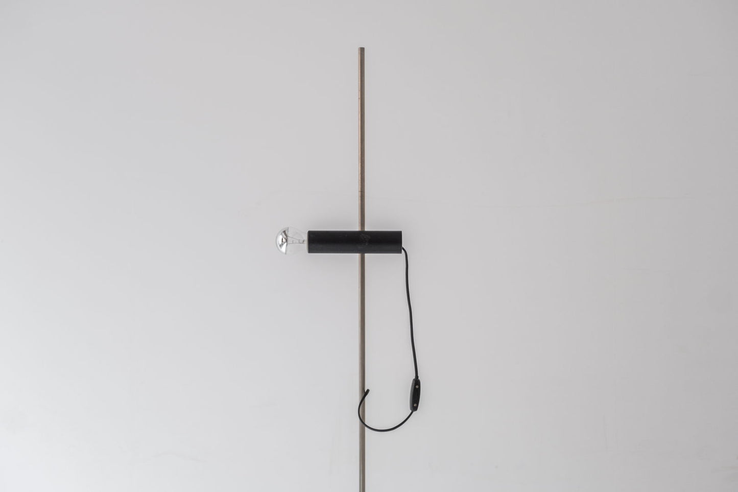 Minimalist floor lamp from Italy, designed and manufactured during the 1950s