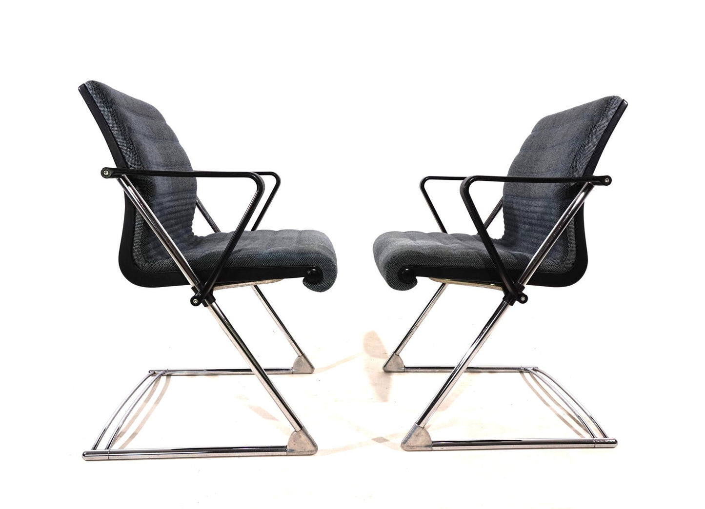 Set of 2 Drabert Z conference/dining room chairs by Prof. Hans Ullrich Bitsch