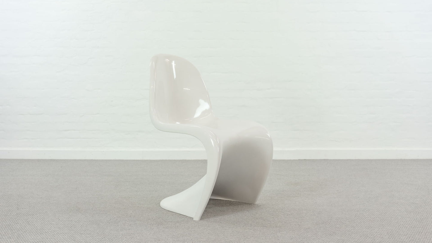 PANTON CHAIR BY VERNER PANTON FOR HERMAN MILLER