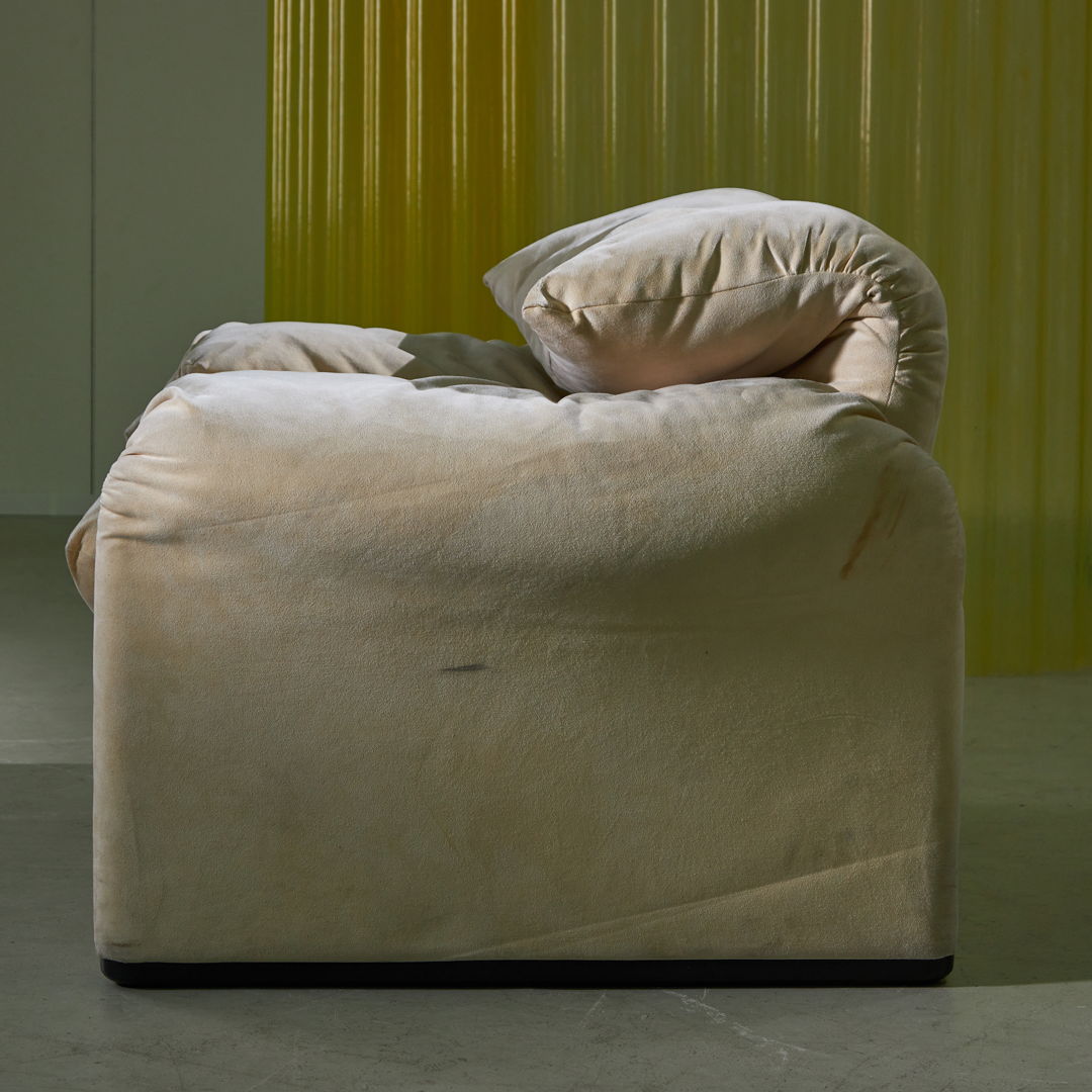 Maralunga 675 Armchair by Vico Magistretti for Cassina, 1973