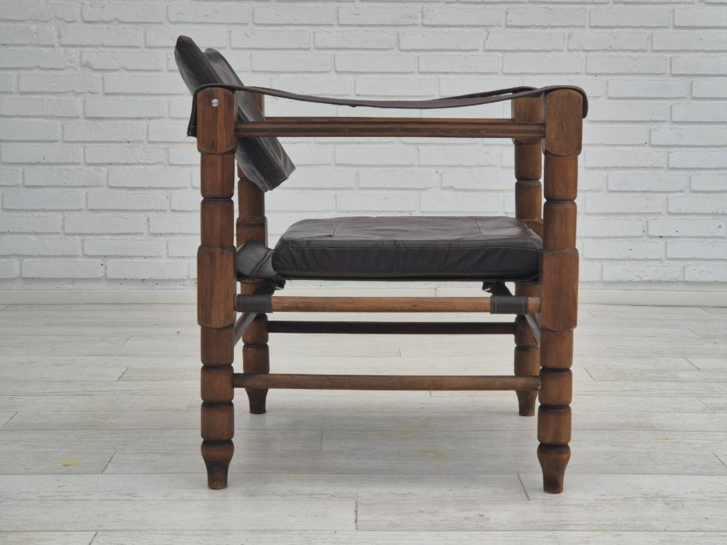 1960s, Scandinavian "Safari" lounge chair, original condition, leather, beech wood.