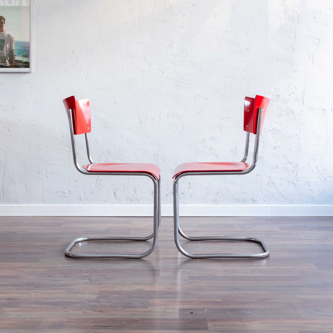 Set of 2 Functionalist Bauhaus Style Dining Chairs By Kovona, 1940s