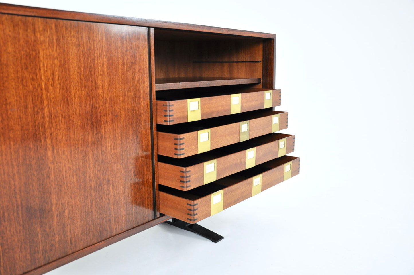 "SE3" Sideboard by Osvaldo Borsani for Tecno, Italy, 1960s