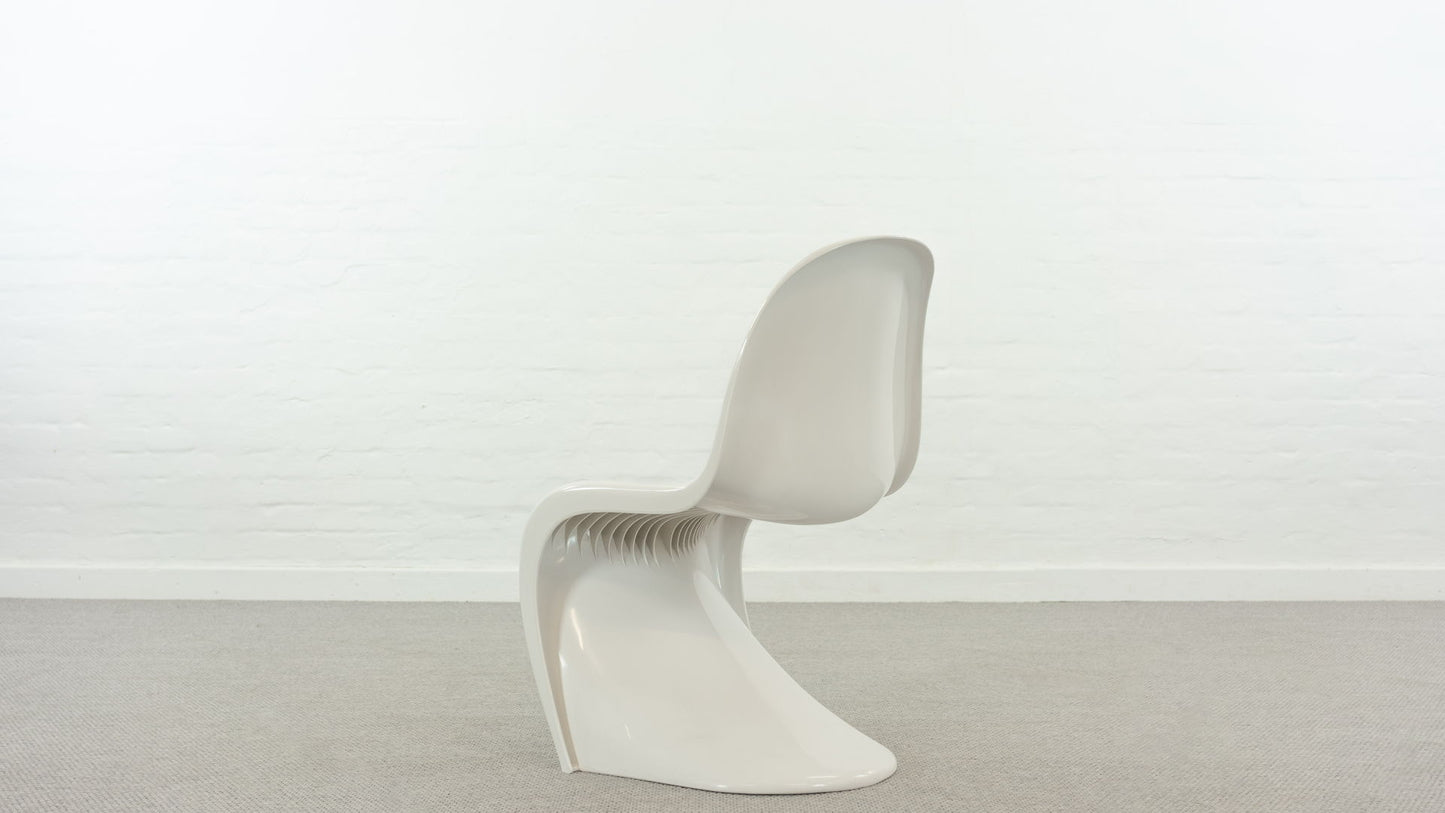 PANTON CHAIR BY VERNER PANTON FOR HERMAN MILLER