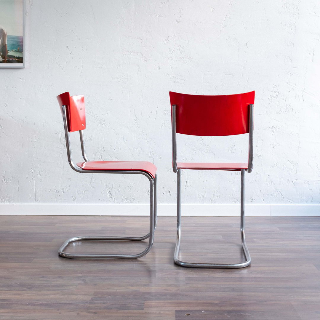 Set of 2 Functionalist Bauhaus Style Dining Chairs By Kovona, 1940s