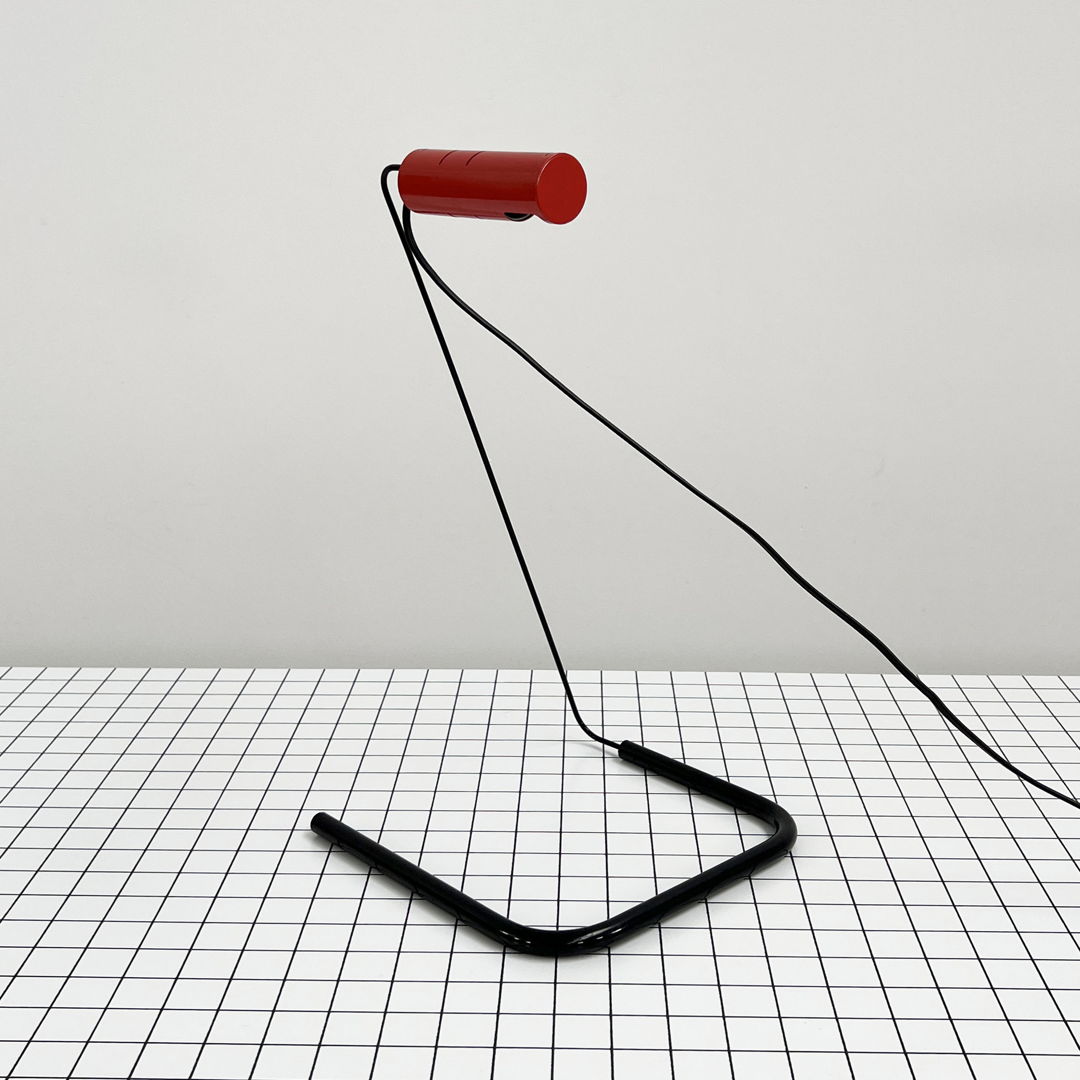 Red Slalom Desk Lamp by Vico Magistretti for Oluce, 1980s