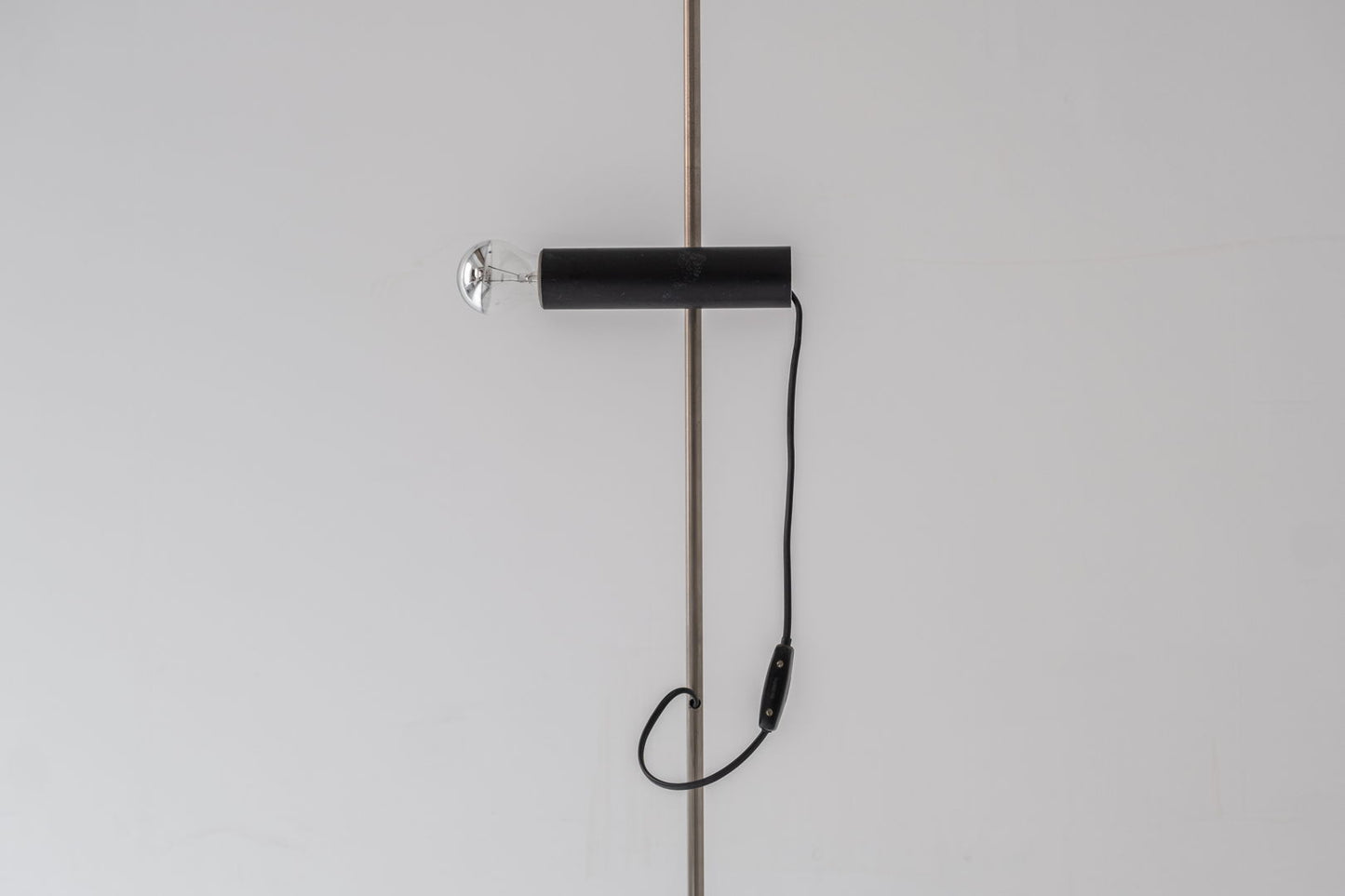 Minimalist floor lamp from Italy, designed and manufactured during the 1950s