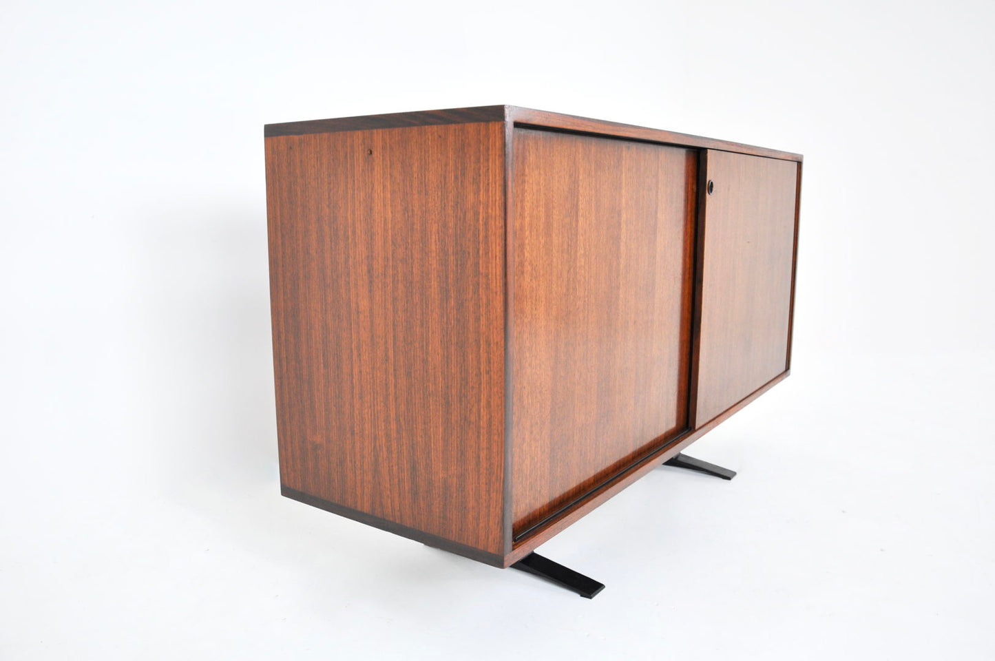 "SE3" Sideboard by Osvaldo Borsani for Tecno, Italy, 1960s