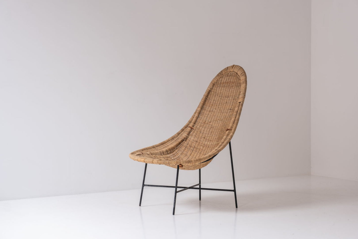 ‘Stora Kraal’ lounge chair by Kerstin Hörlin-Holmquist for Nordiska Kompaniet, Sweden 1952.