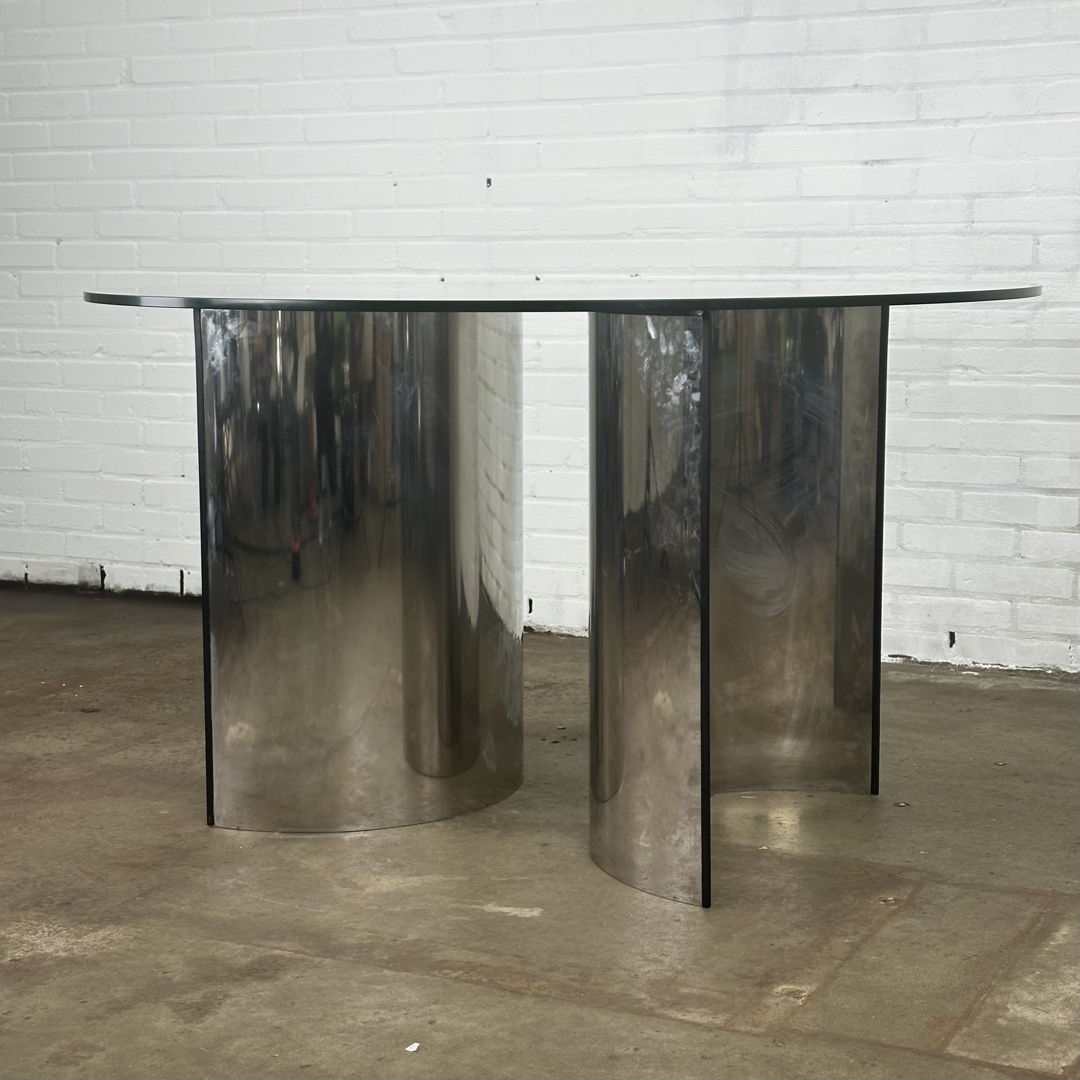 Dining table with glass top and steel legs Gallotti & Radice