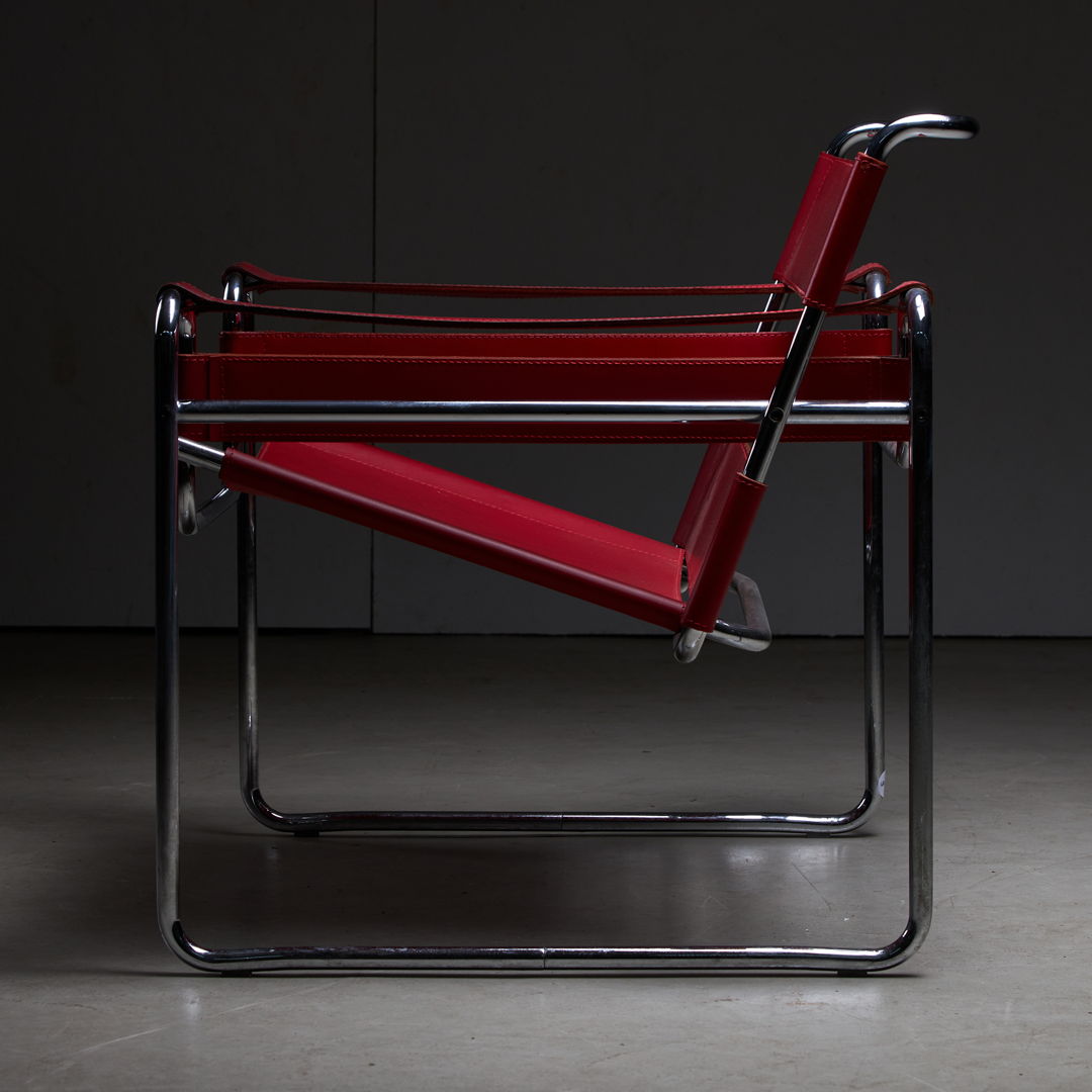 Wassily Chair by Marcell Breuer for Knoll, 1920s