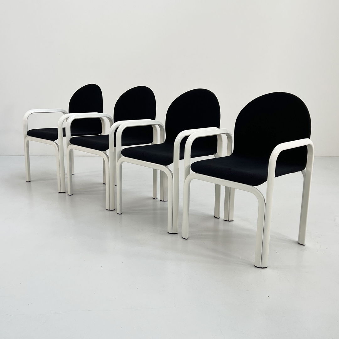 Set of 4 Orsay Dining Chairs by Gae Aulenti for Knoll International, 1970s