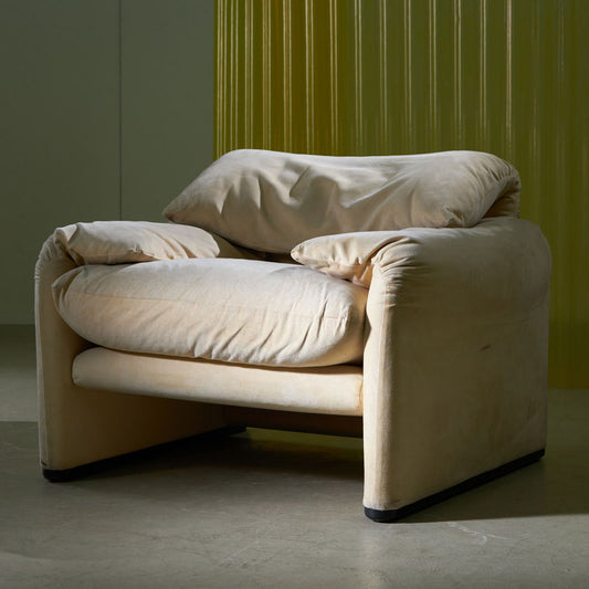 Maralunga 675 Armchair by Vico Magistretti for Cassina, 1973