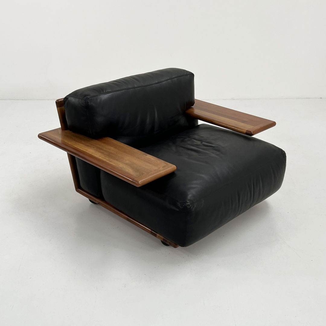 Pianura Armchair in Black Leather by Mario Bellini for Cassina, 1970s