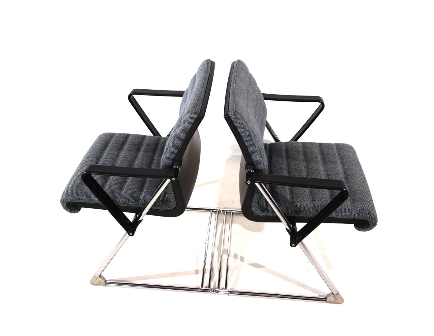 Set of 2 Drabert Z conference/dining room chairs by Prof. Hans Ullrich Bitsch