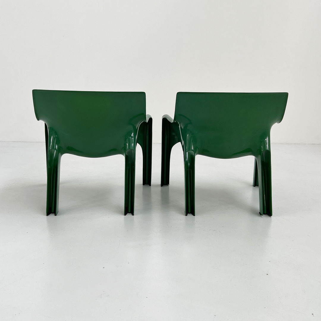 Pair of Green Vicario Lounge Chairs by Vico Magistretti for Artemide, 1970s