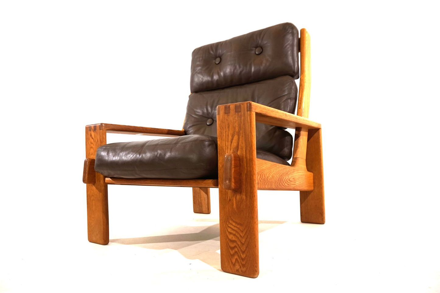 Asko Bonanza brown high-back leather armchair by Esko Pajamies