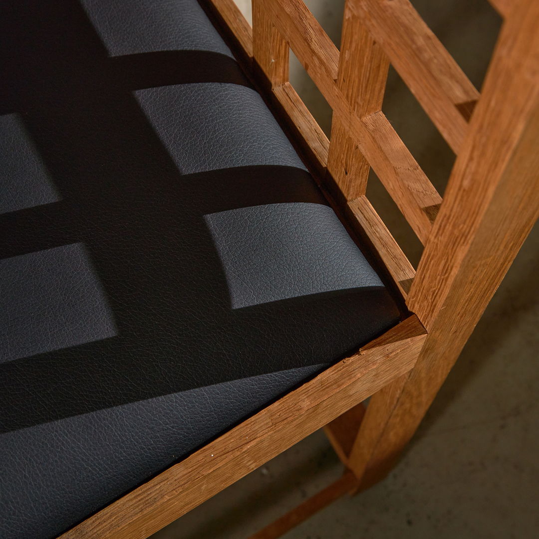 Chair Inspired by Charles Rennie Mackintosh (black)