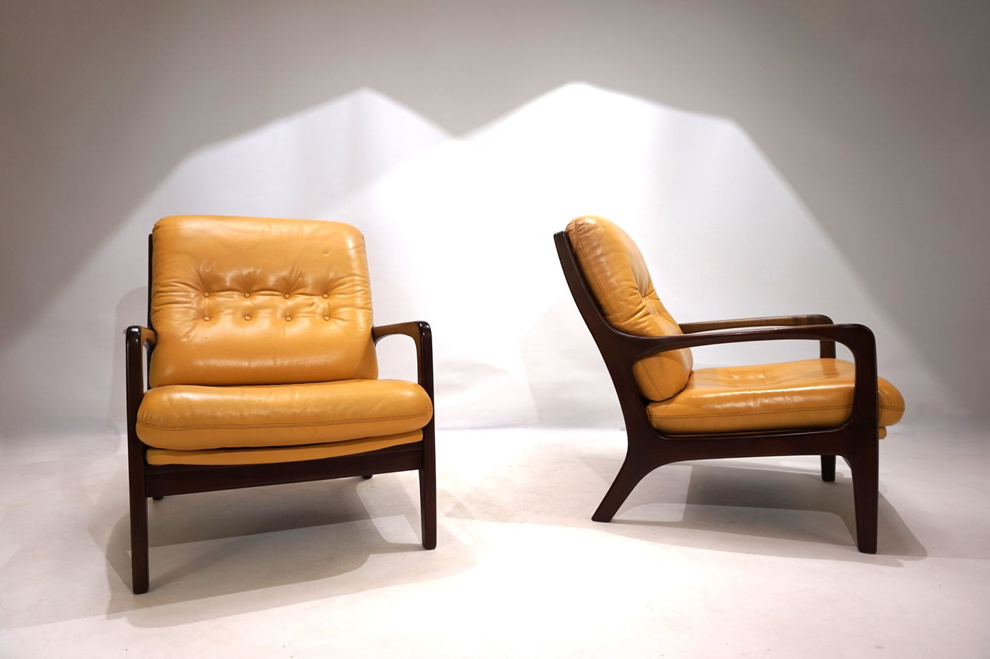 Set of 2 leather lounge chairs by Eugen Schmidt for Soloform, 1960