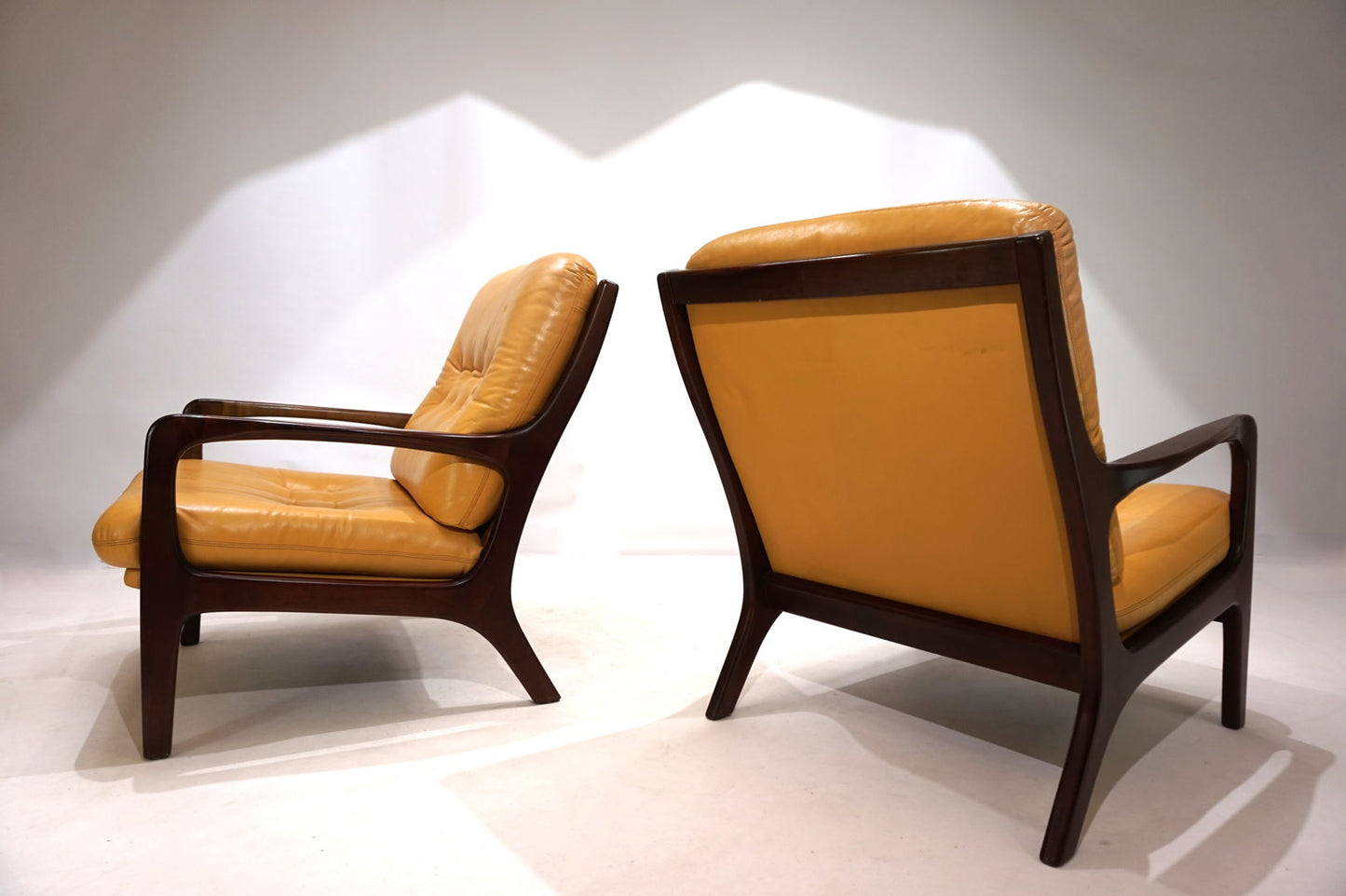 Set of 2 leather lounge chairs by Eugen Schmidt for Soloform, 1960