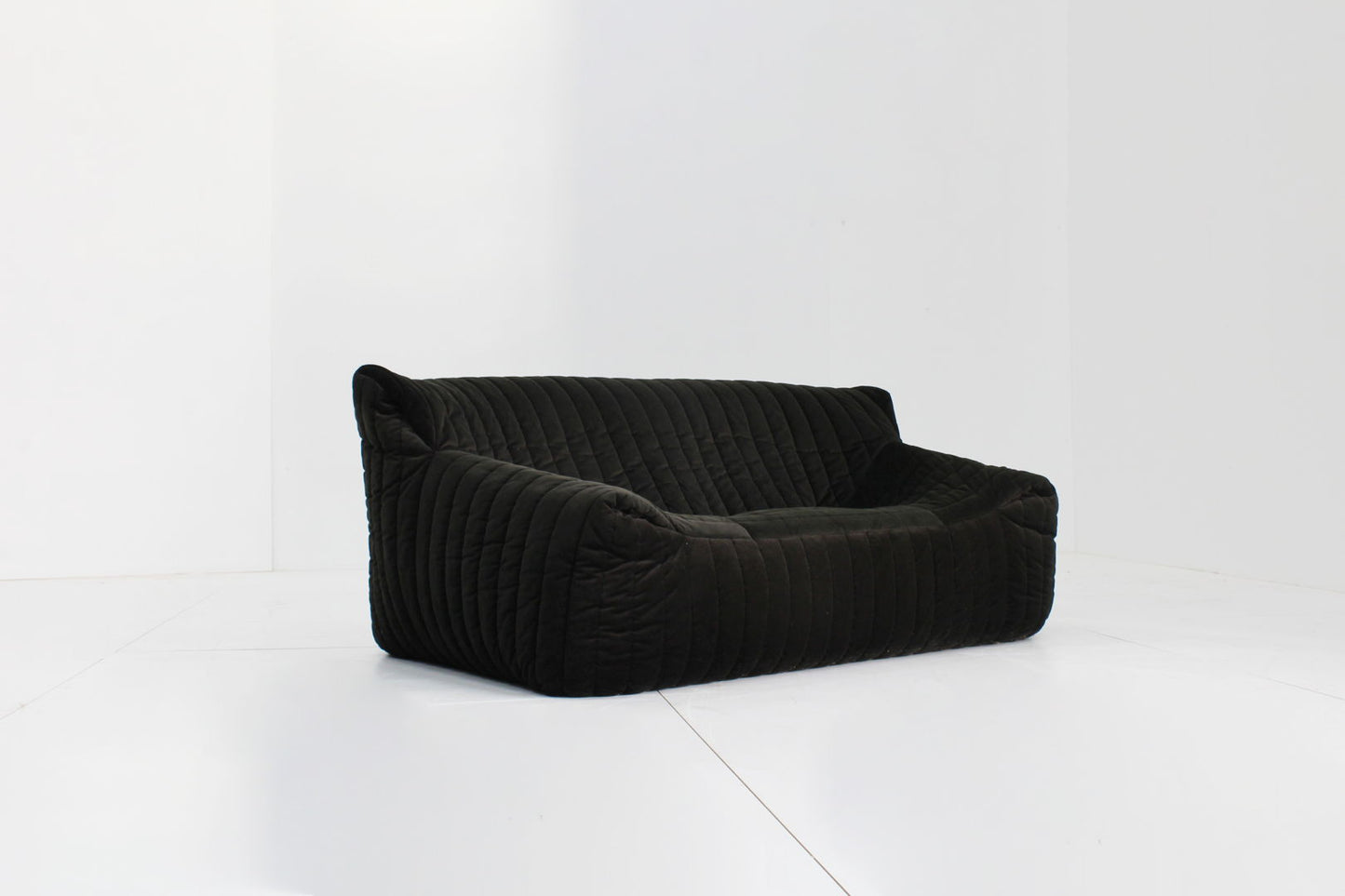 Cinna Sandra Sofa designed by Annie Hieronimus.