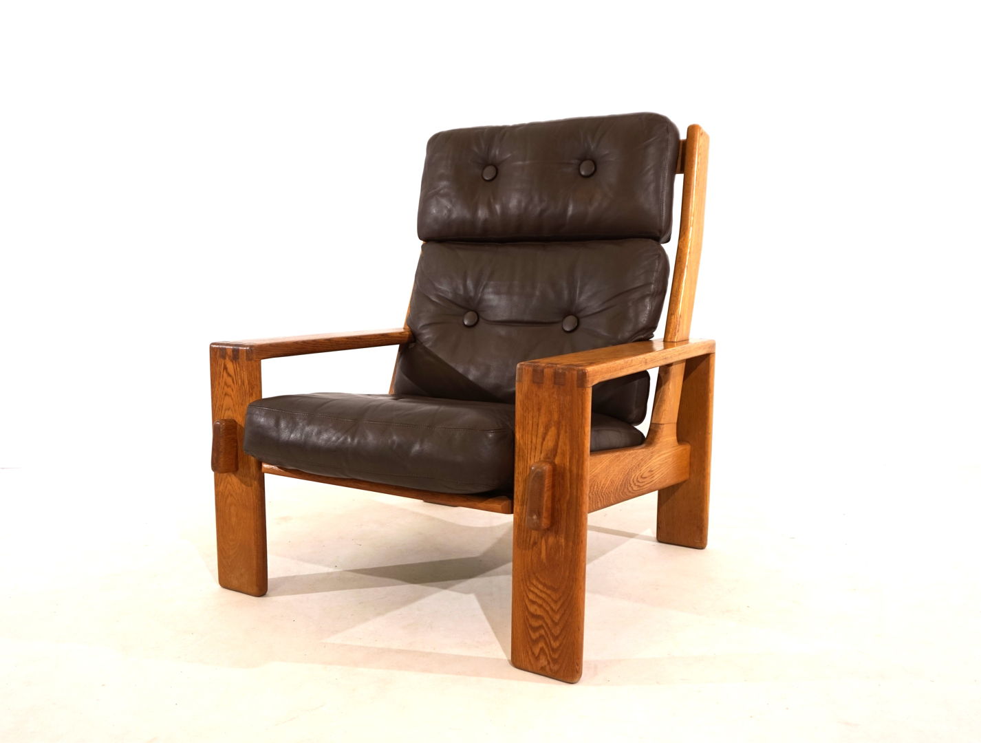 Asko Bonanza brown high-back leather armchair by Esko Pajamies