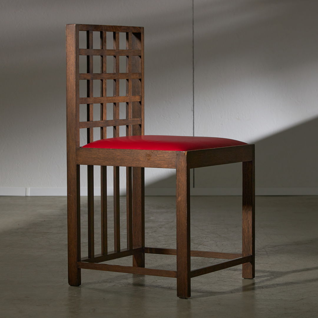 Chair Inspired by Charles Rennie Mackintosh (red)