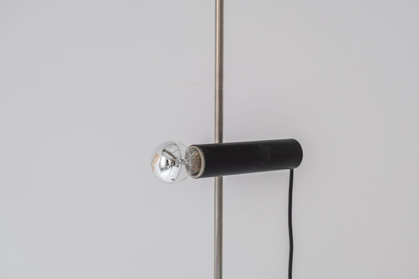 Minimalist floor lamp from Italy, designed and manufactured during the 1950s