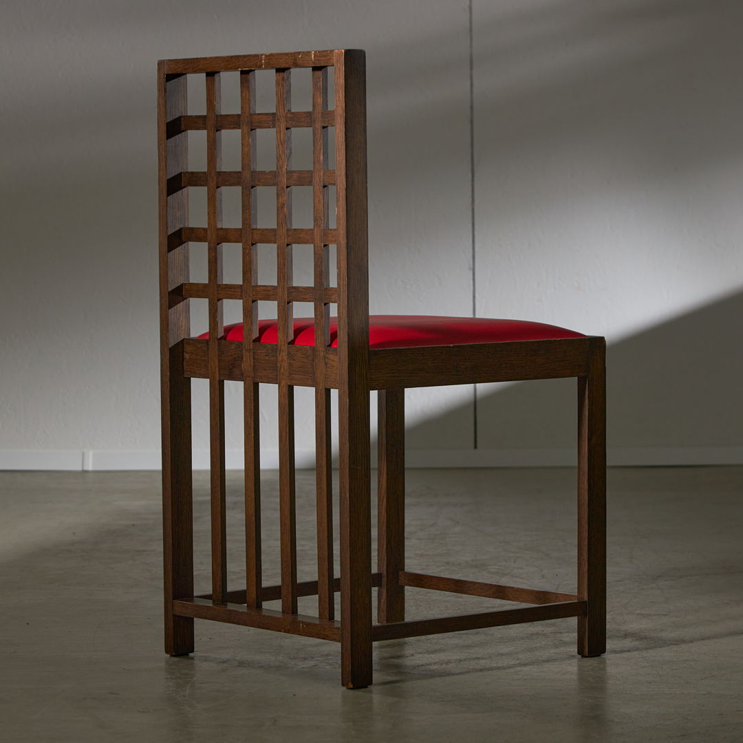 Chair Inspired by Charles Rennie Mackintosh (red)