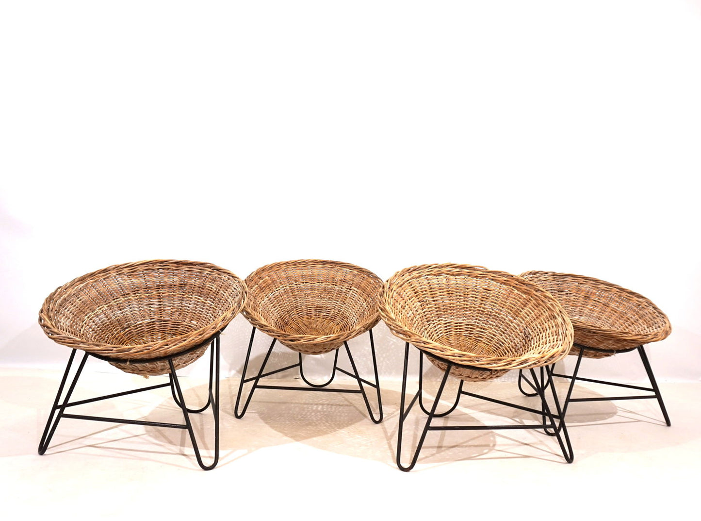 Set of 4 rattan pod chairs 60s