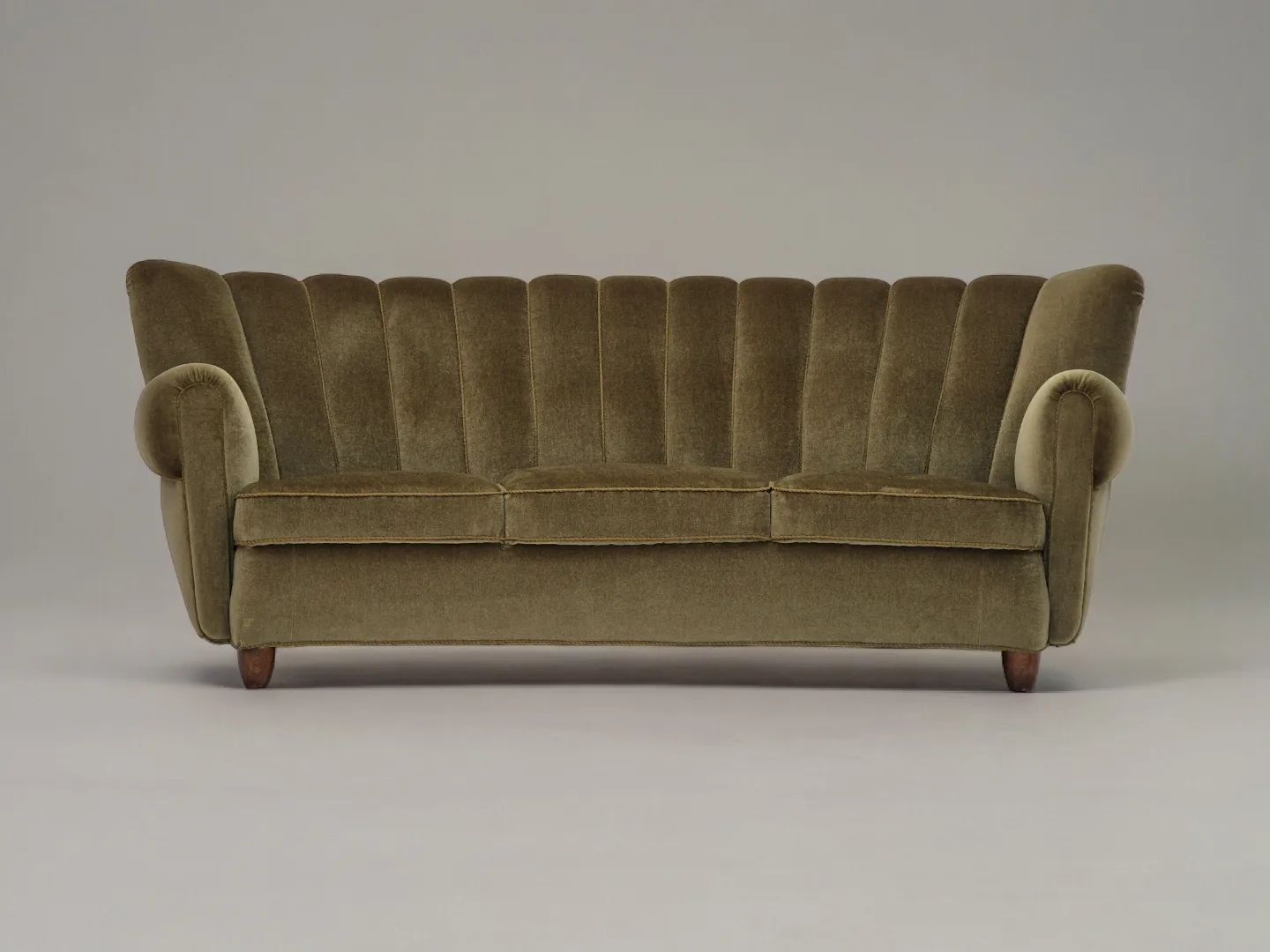 1960s, Danish 3-seater "Banana" sofa for Central Møbler Odense, original condition.