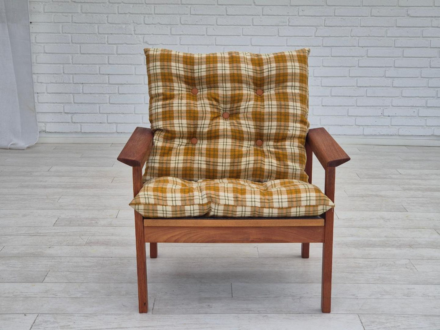 1970s, Danish lounge chair, original condition, furniture wool fabric, teak wood.