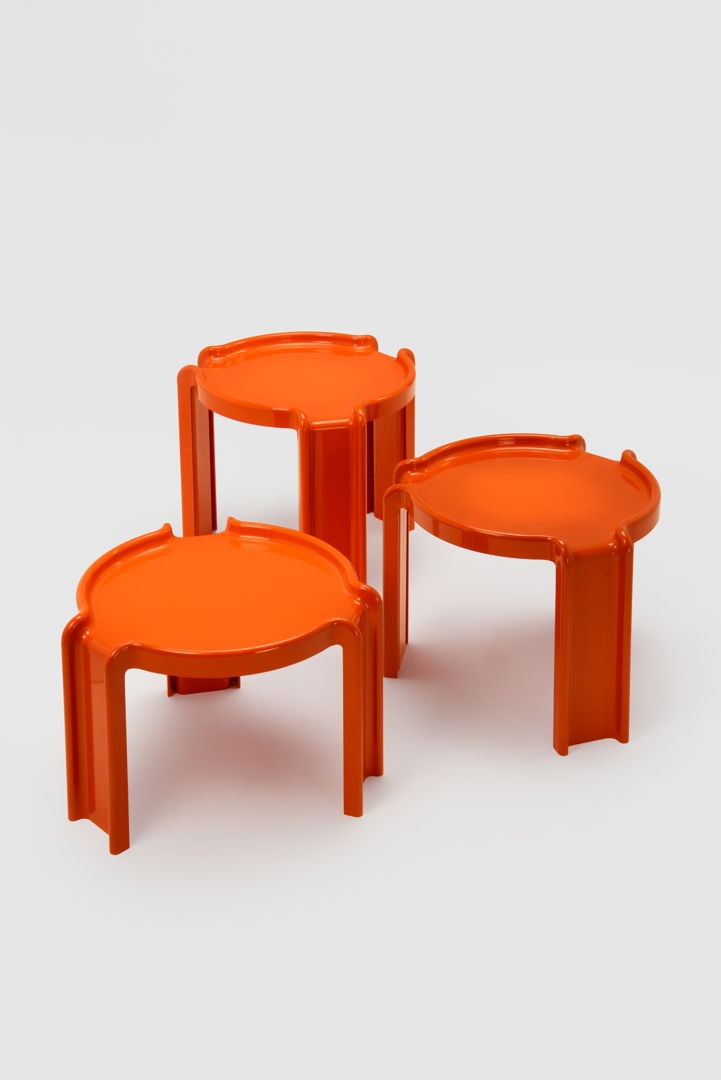Nesting Tables Giotto Stoppino