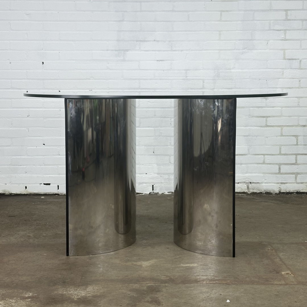 Dining table with glass top and steel legs Gallotti & Radice