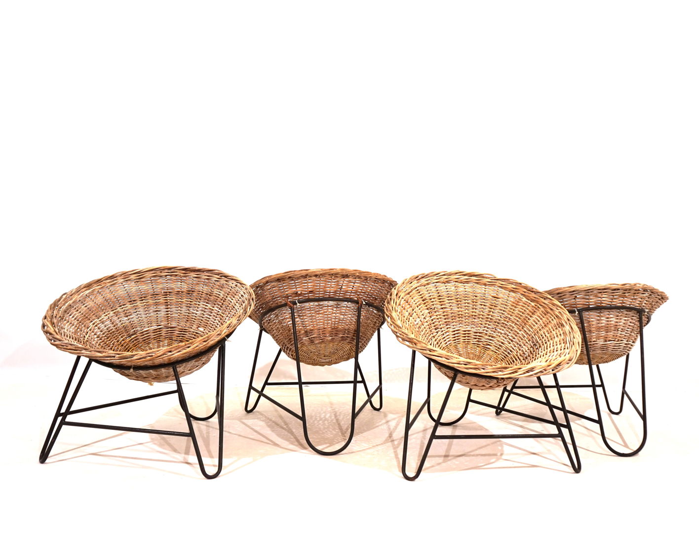 Set of 4 rattan pod chairs 60s