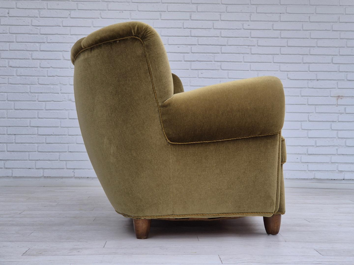 1960s, Danish 3-seater "Banana" sofa for Central Møbler Odense, original condition.