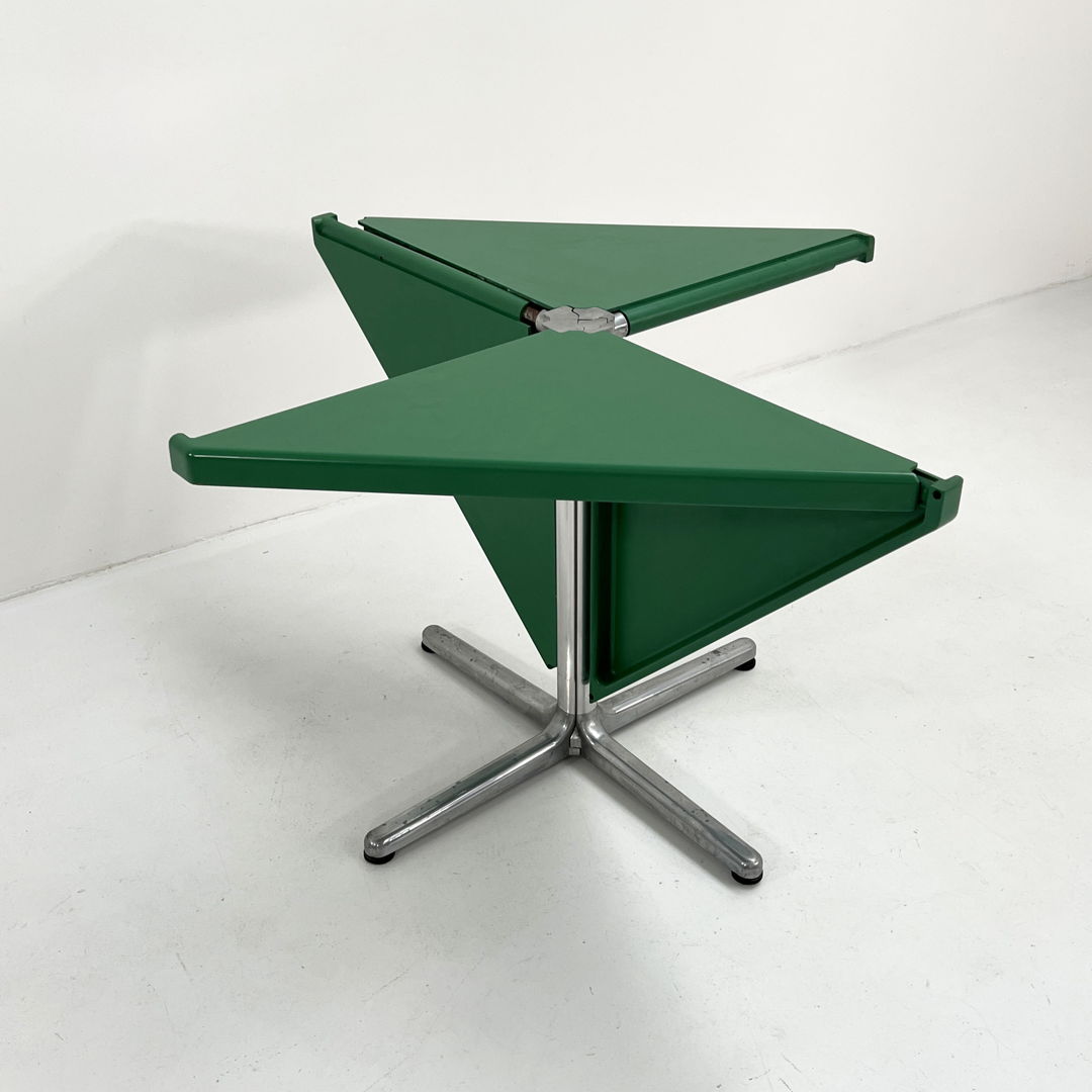 Plana Folding Table by Giancarlo Piretti for Castelli, 1970s – Mooiatti  Japan