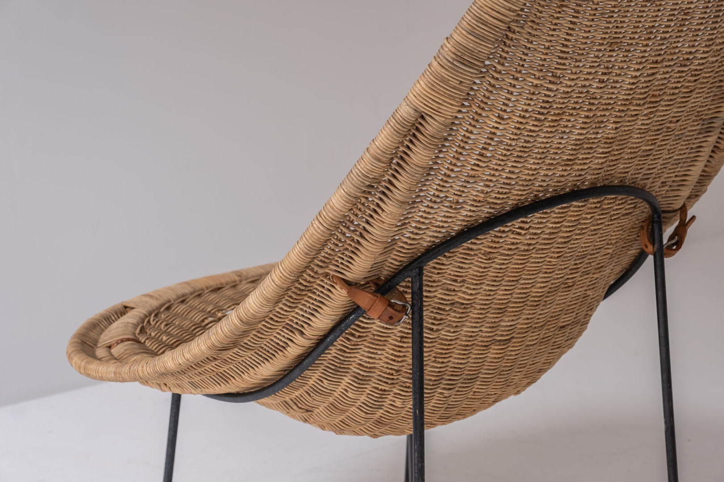 ‘Stora Kraal’ lounge chair by Kerstin Hörlin-Holmquist for Nordiska Kompaniet, Sweden 1952.