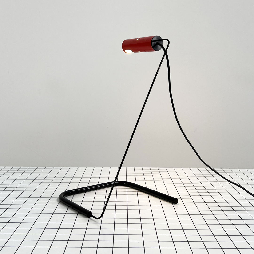 Red Slalom Desk Lamp by Vico Magistretti for Oluce, 1980s