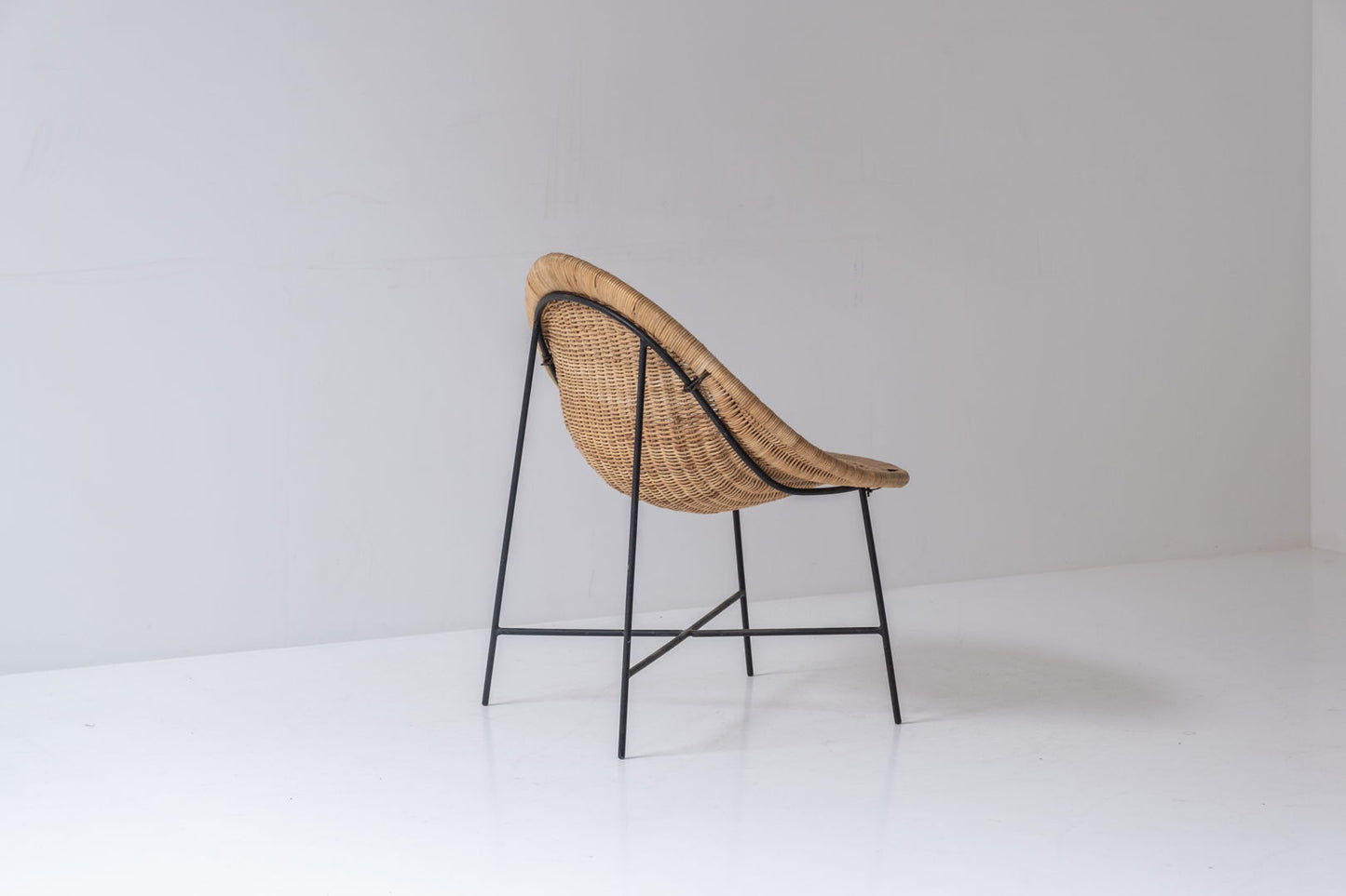 ‘Stora Kraal’ lounge chair by Kerstin Hörlin-Holmquist for Nordiska Kompaniet, Sweden 1952.