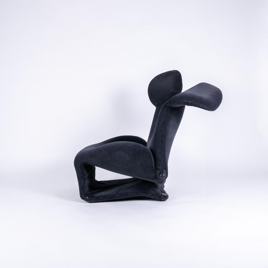 Cassina "Wink" by Toshiyuki Kita, 1980s