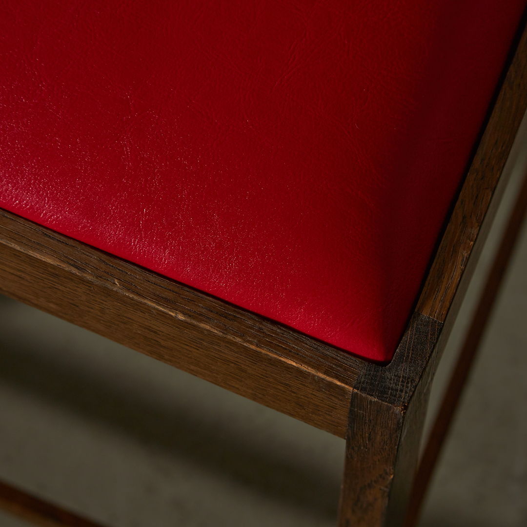 Chair Inspired by Charles Rennie Mackintosh (red)